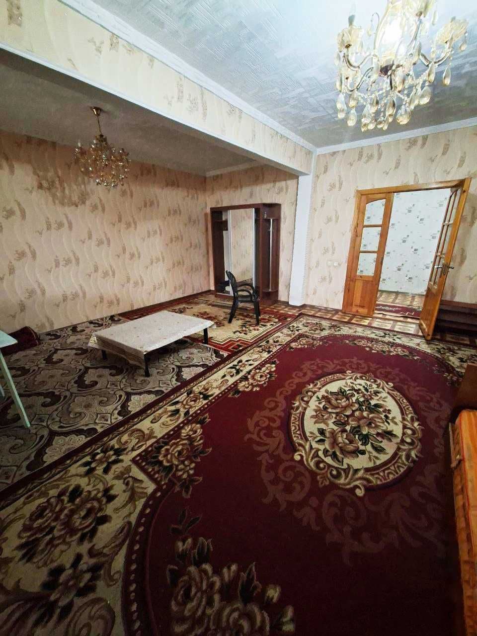 Tashkent, Yangihayot District, Kipchak Street