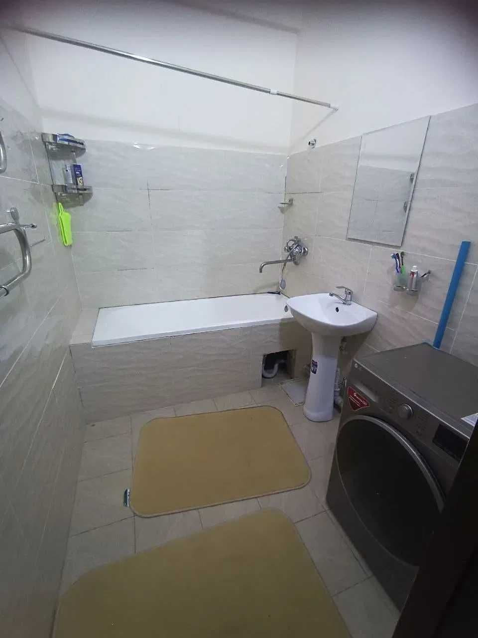 Tashkent, Mirkhosilboy Street, 32