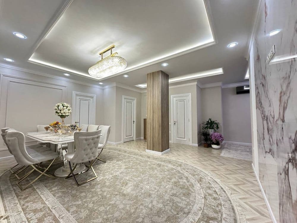 Tashkent, Mirabad District, Shahrisabz Street
