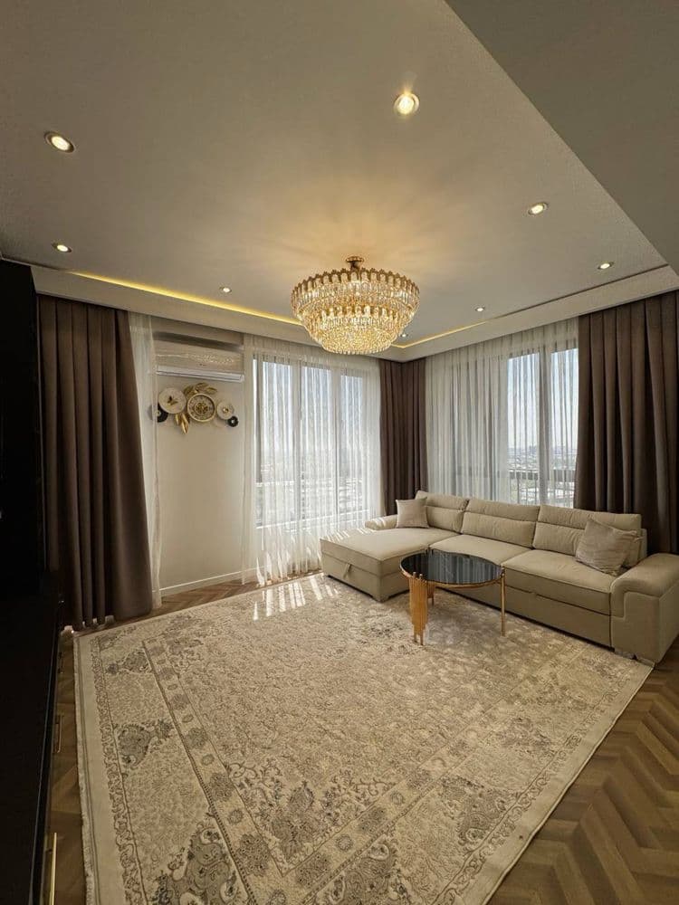 Tashkent, Beshchinor street, 10