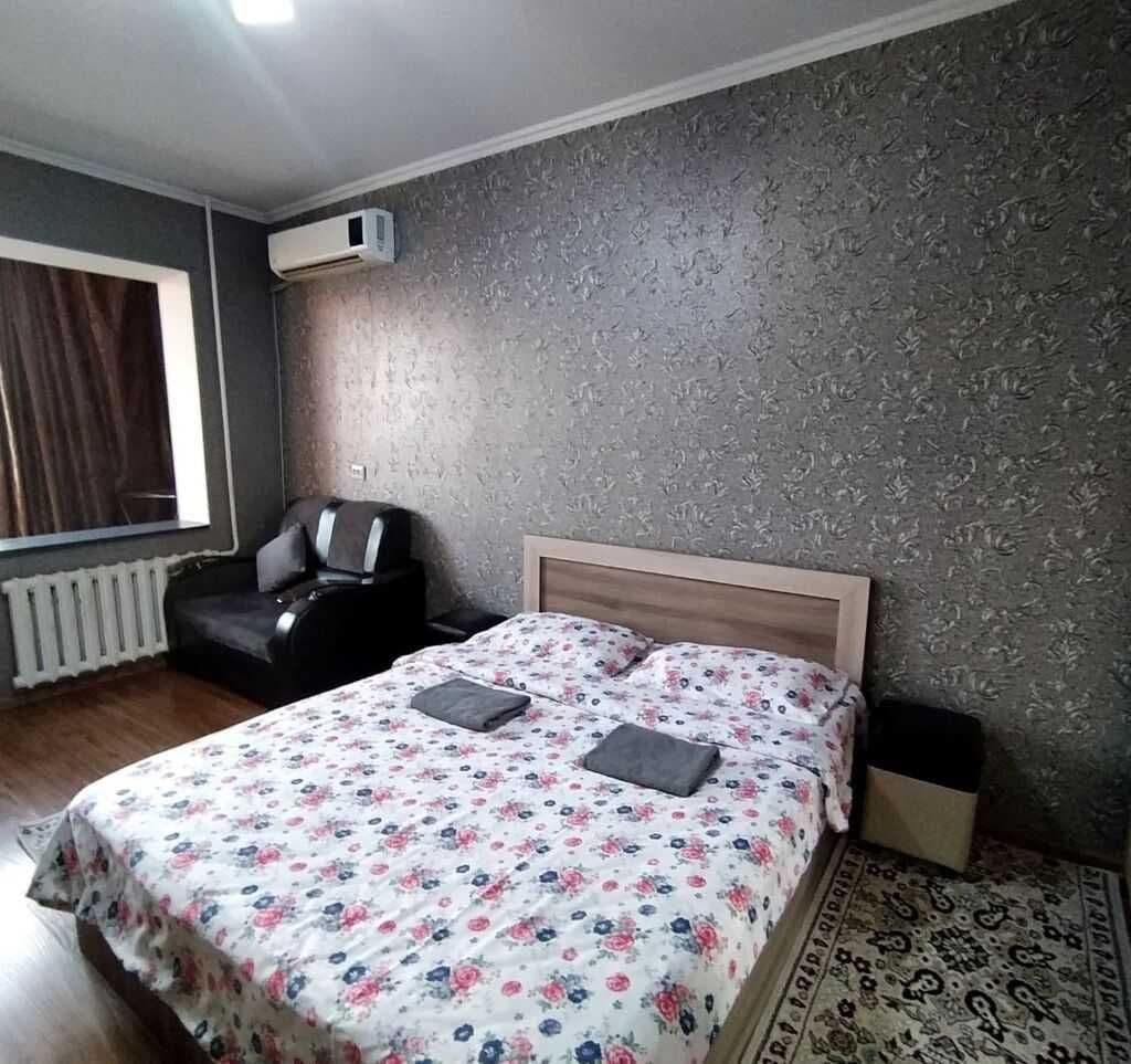 Tashkent, Avaykhon Street, 6