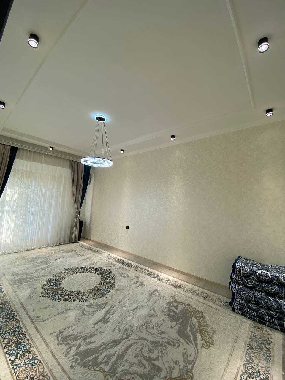 Tashkent, Chilanzar District, Novza Mahallah, Muqimiy Street