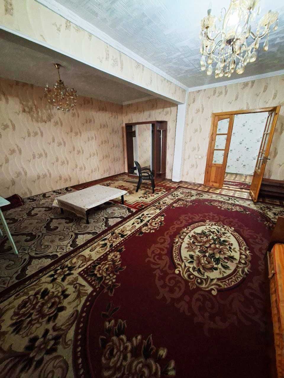 Tashkent, Yangihayot District, Kipchak Street