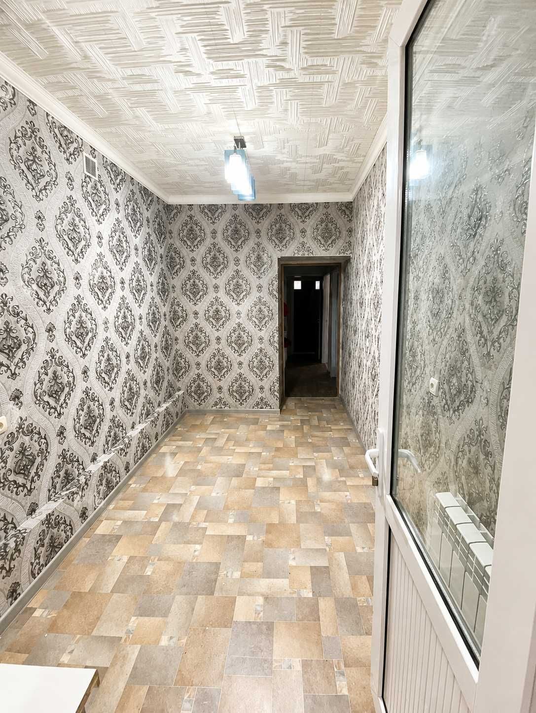 Tashkent, Mirabad District, Turkiston Street