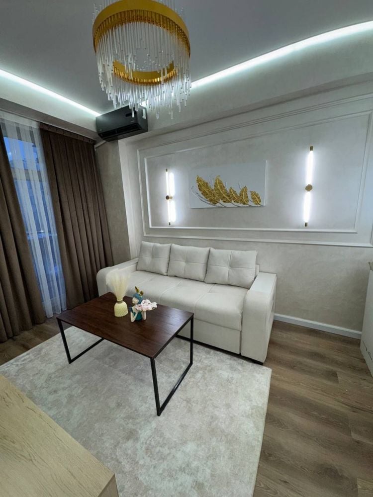 Tashkent, Mirabad District, Oybek Residential Area