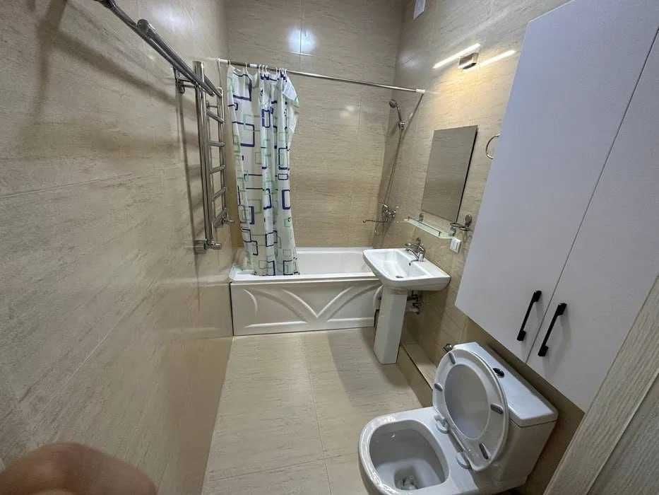 Tashkent, Yunusabad District, Yunusabad Residential Area, 2-mavze, 3