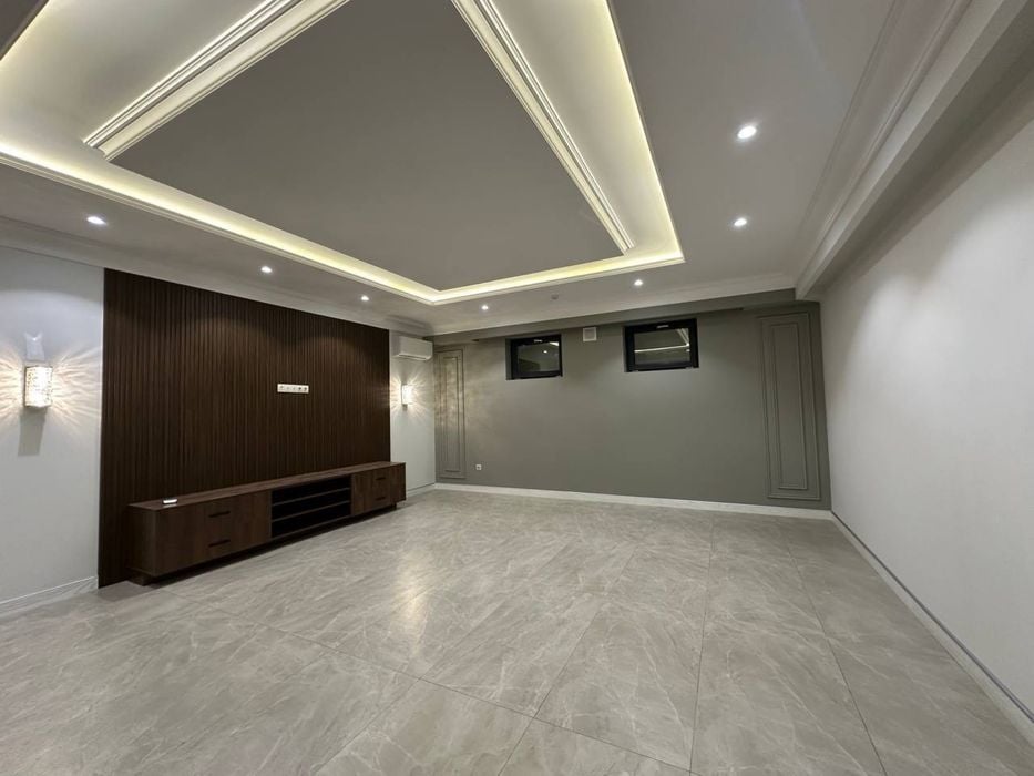 Tashkent, Yulduz Kurarlar street, 32