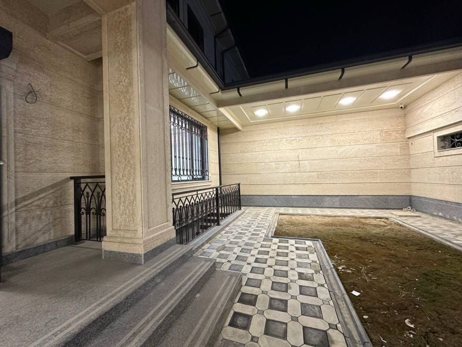 Tashkent, Yulduz Kurarlar street, 32