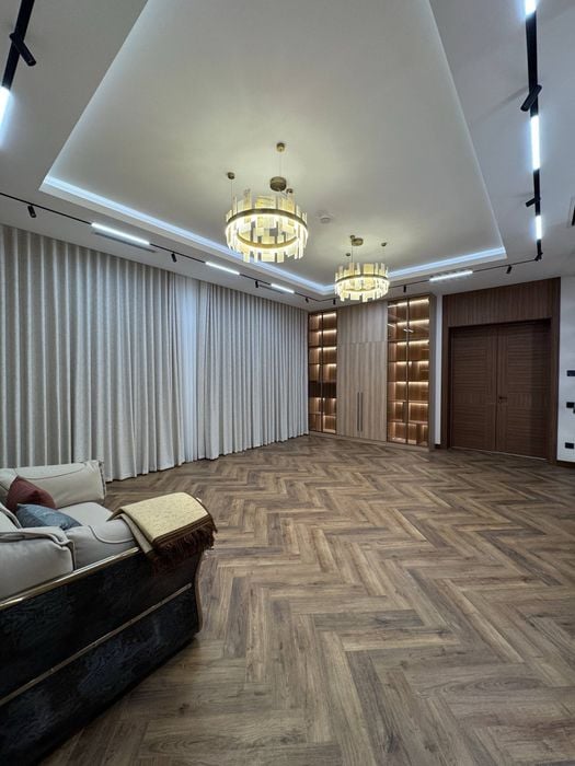 Tashkent, Nukus Street, 2