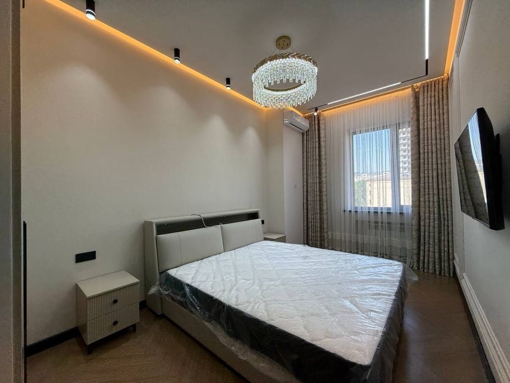 Tashkent, Mirabad District, Shahrisabz Street