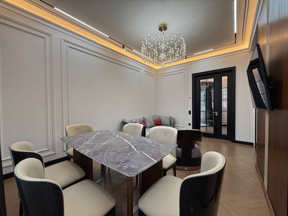 Tashkent, Mirabad District, Shahrisabz Street