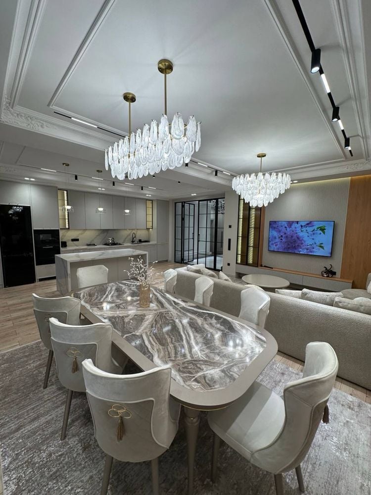 Tashkent, Mirabad District, Shahrisabz Street