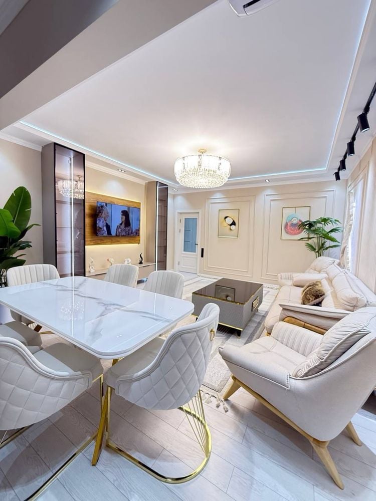 Tashkent, Mirabad District, Fidokor Street