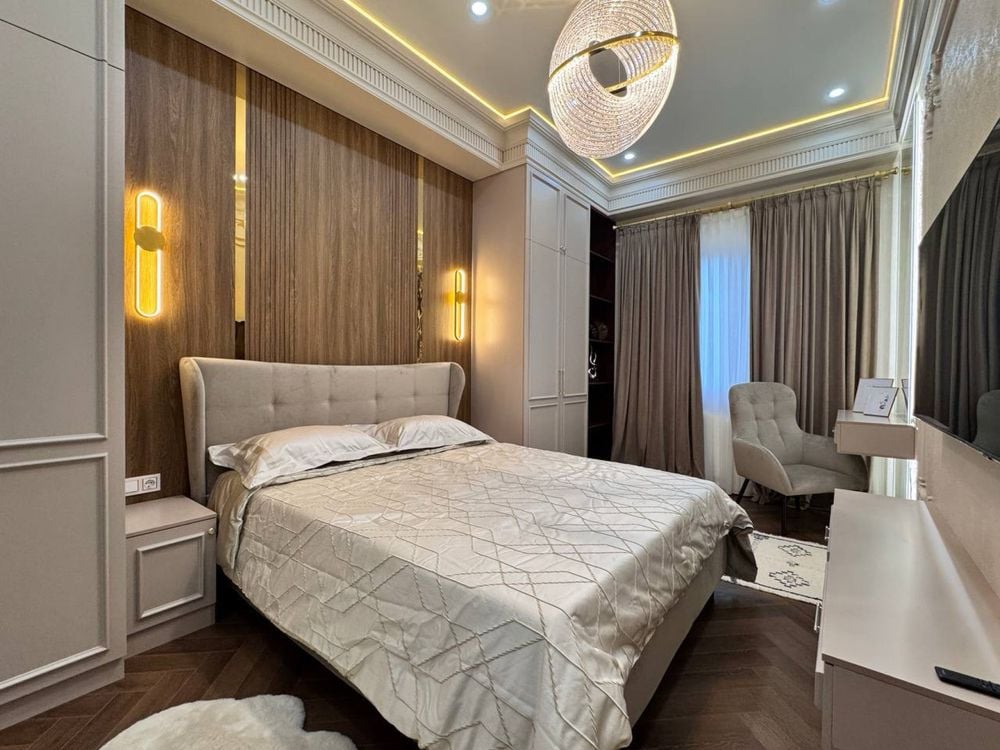 Tashkent, Sharof Rashidov Avenue, 16