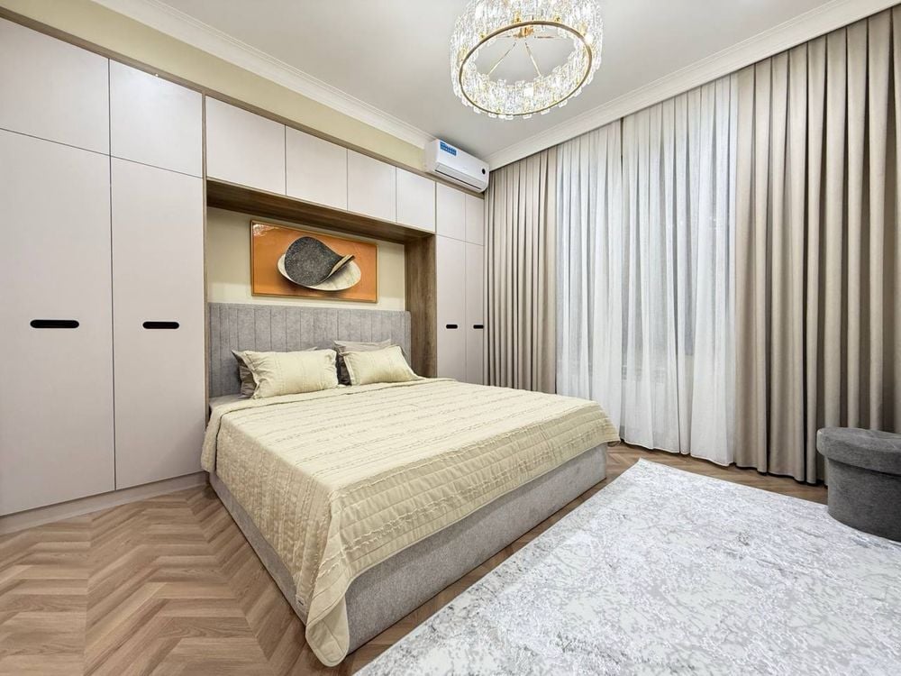 Tashkent, Mirabad District, Shahrisabz Street