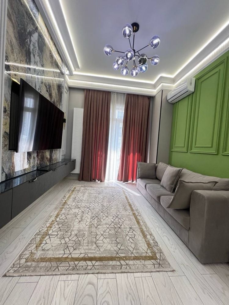 Tashkent, Sharof Rashidov Avenue, 16