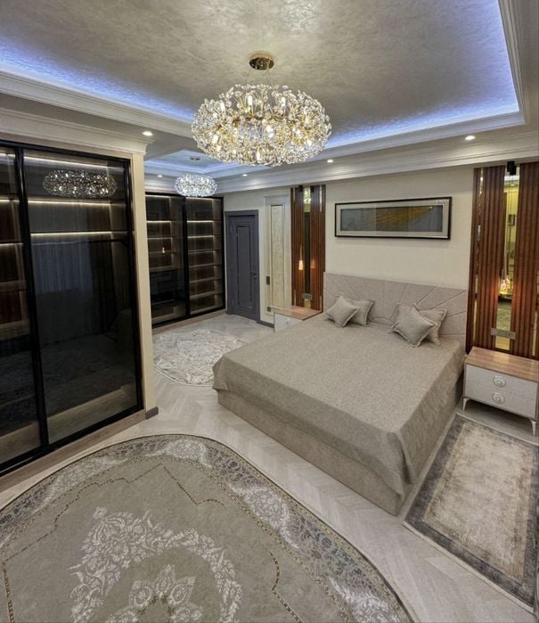 Tashkent, Mirabad District, Shahrisabz Street