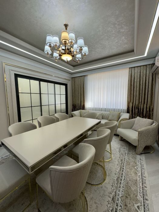 Tashkent, Mirabad District, Shahrisabz Street