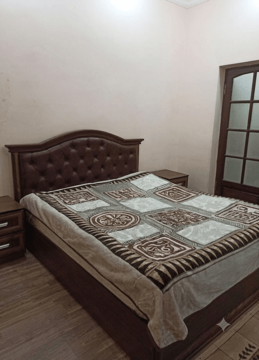 Tashkent, Yashnabad District, Mavlon Riyoziy street 1, 32A