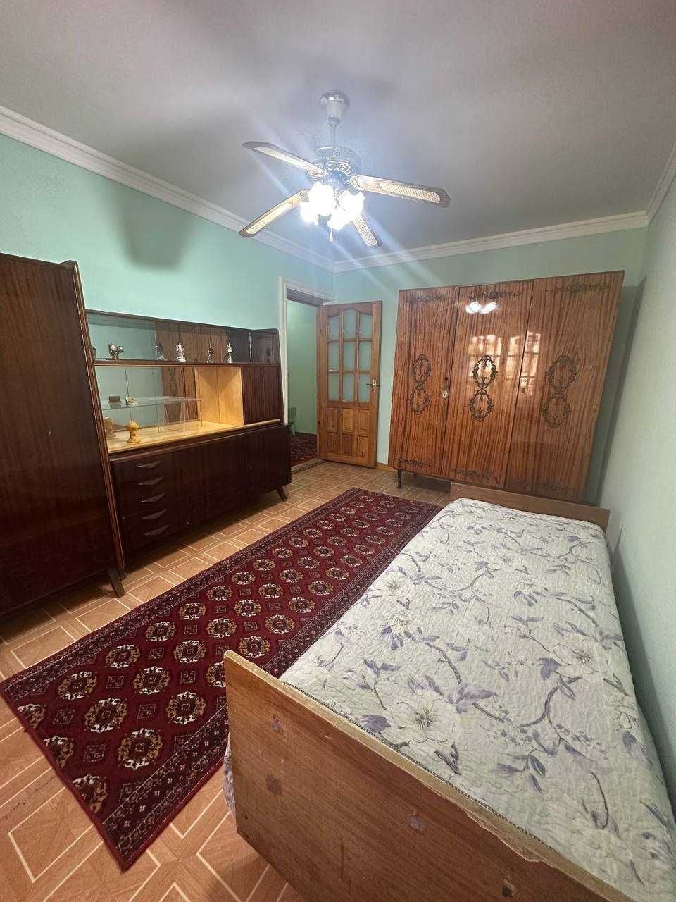 Tashkent, Yangishahar Street