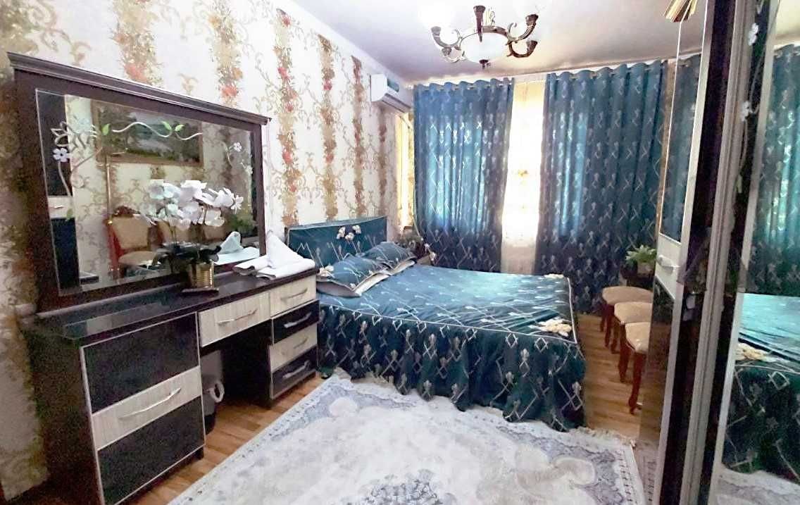 Tashkent, Farkhad Street