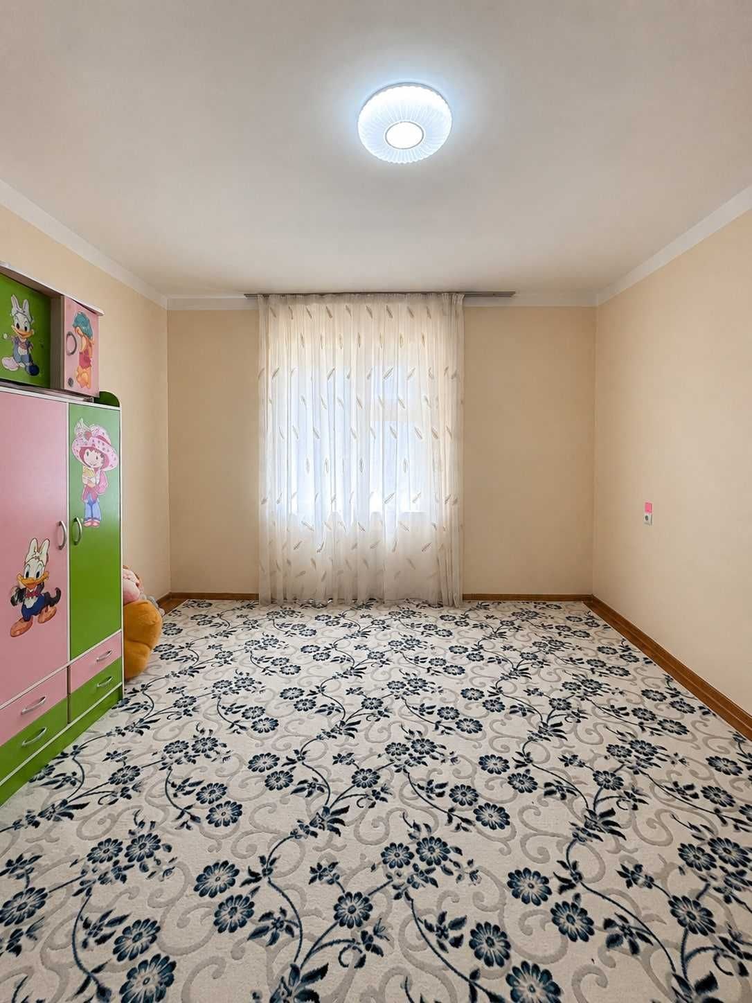 Tashkent, Sergeli District, Mirzo Tursunzoda Street