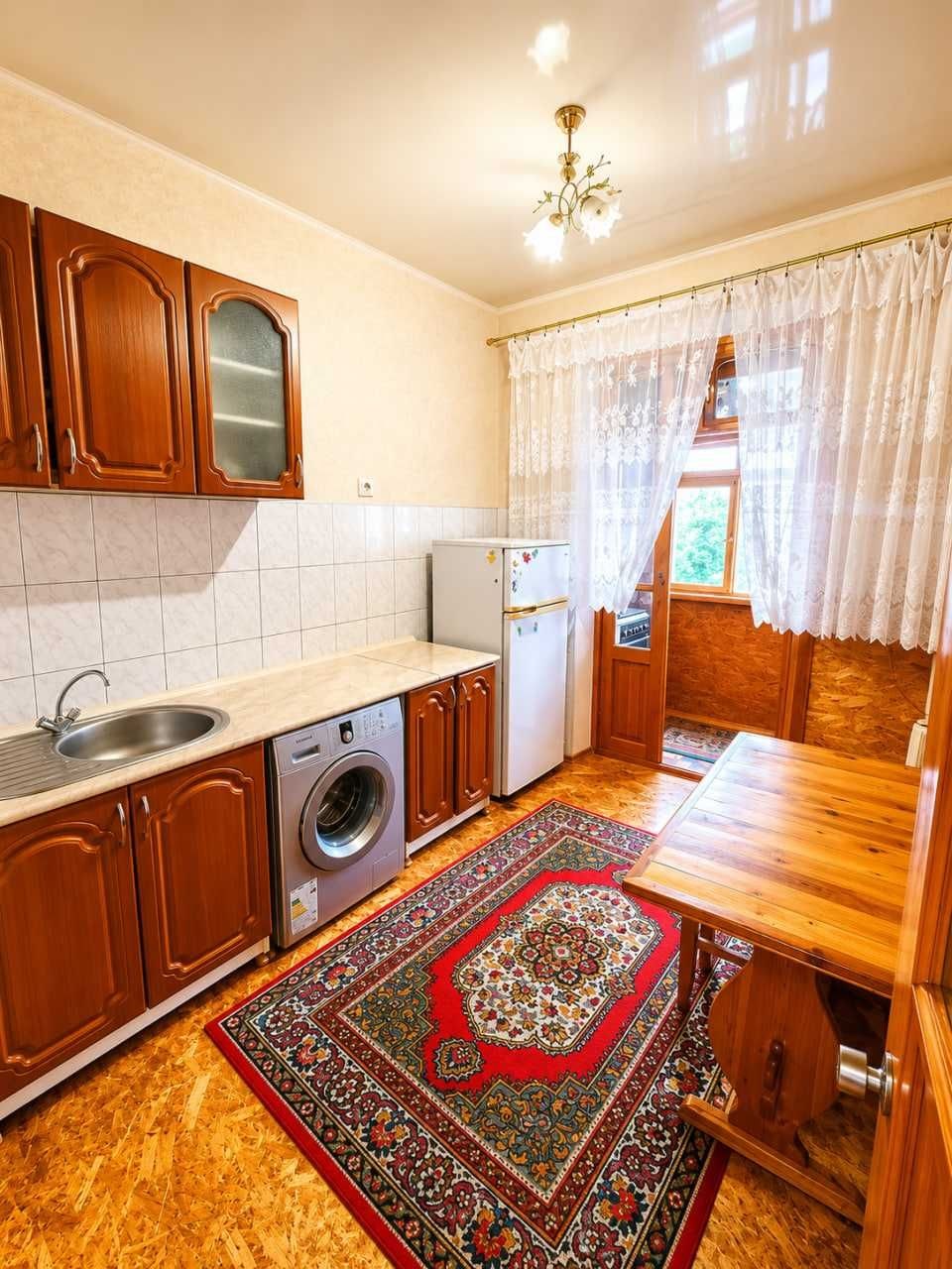 Tashkent, Buyuk Ipak Yuli Street