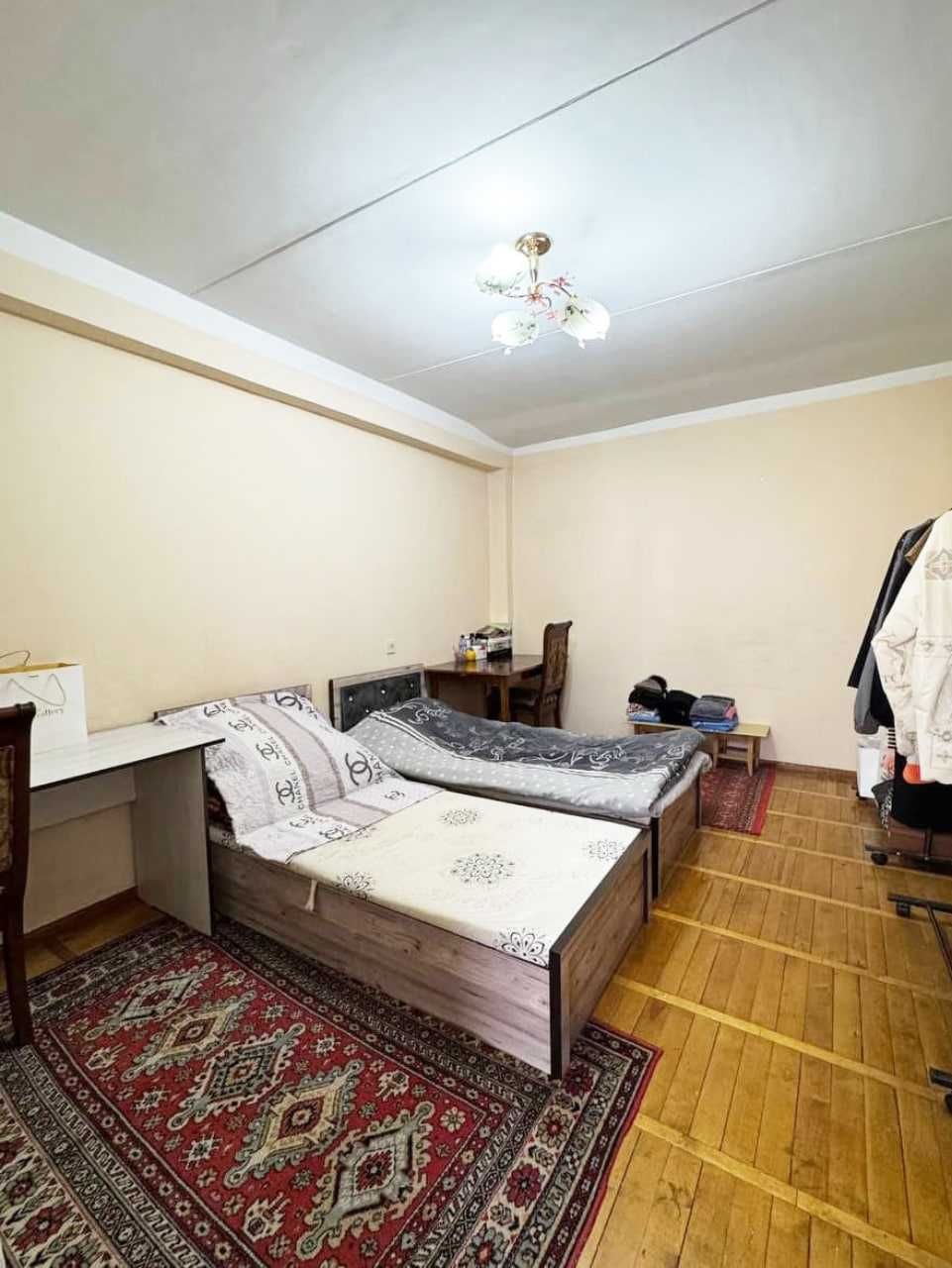 Tashkent, Sebzar Street