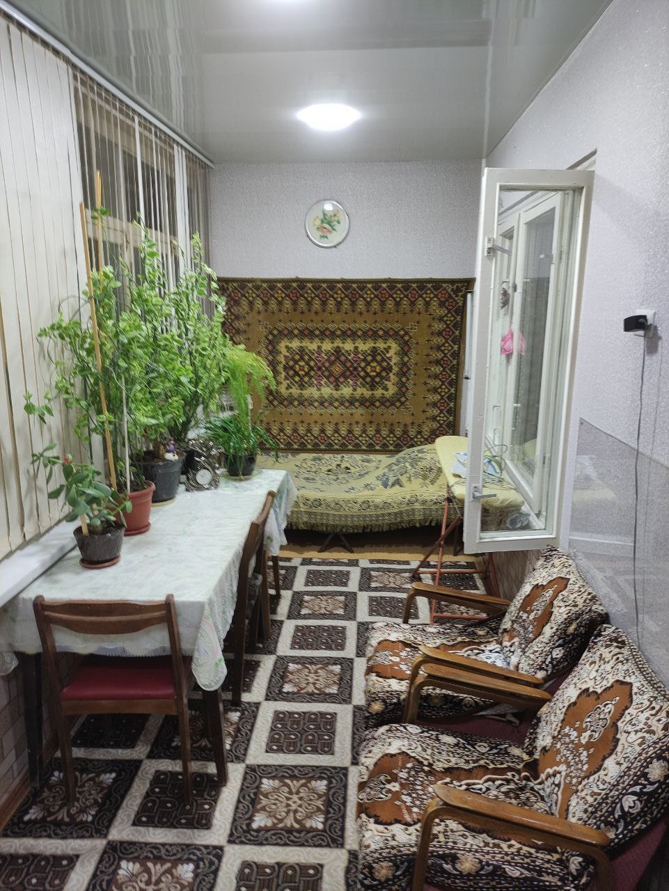 Tashkent, Mirzo Ulugbek District, Karasu Residential Area, 6-mavze, 1B