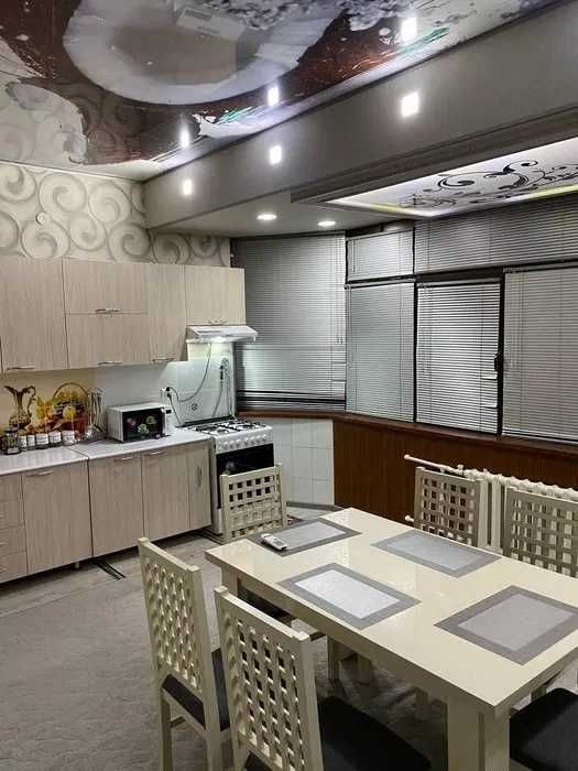 Tashkent, Chilanzar District, Chilanzar Residential Area, 16-mavze, 15