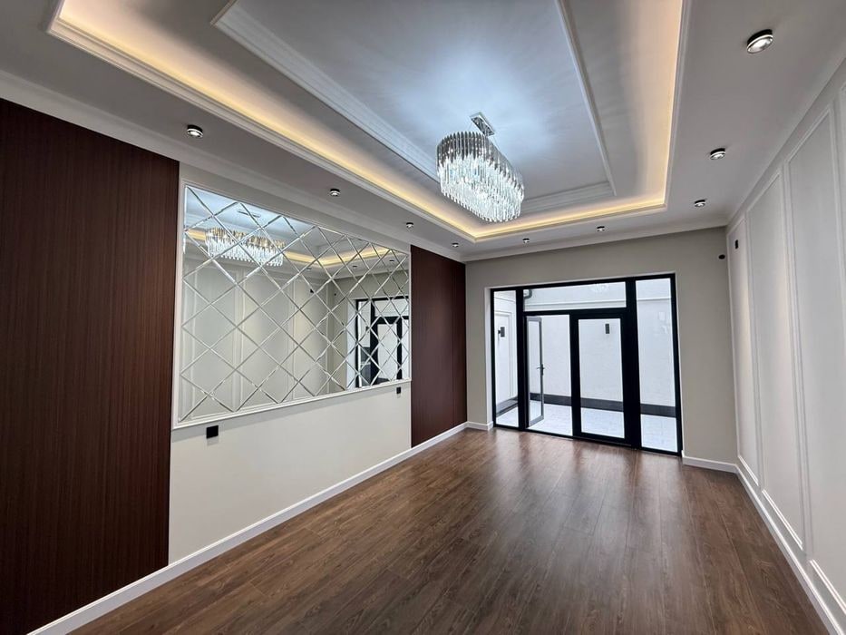 Tashkent, Mirabad District, Shahrisabz Street