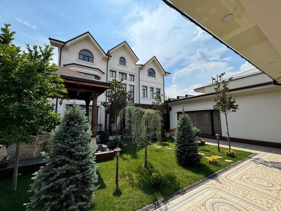 Tashkent, Nukus Street, 2