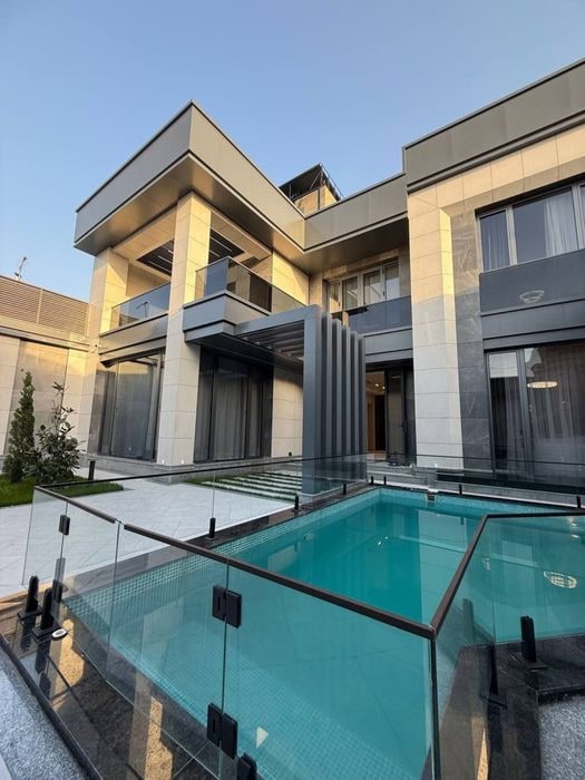 Tashkent, Mirabad District, Shahrisabz Street