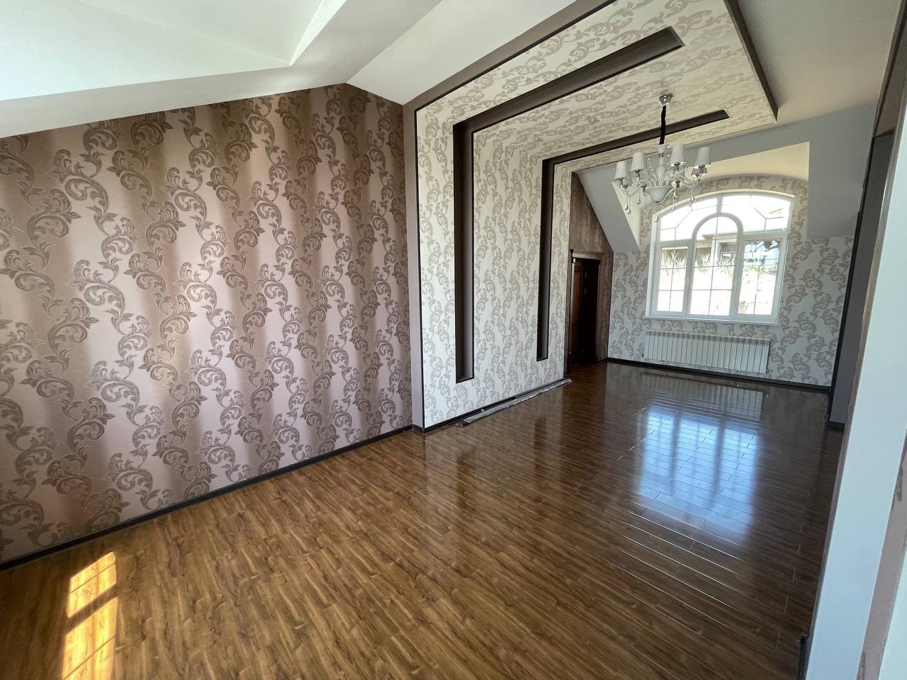 Tashkent District, Rahbarobod mahalla fuqarolar yigʻini, Ilgʻor 4-tor koʻchasi, 16