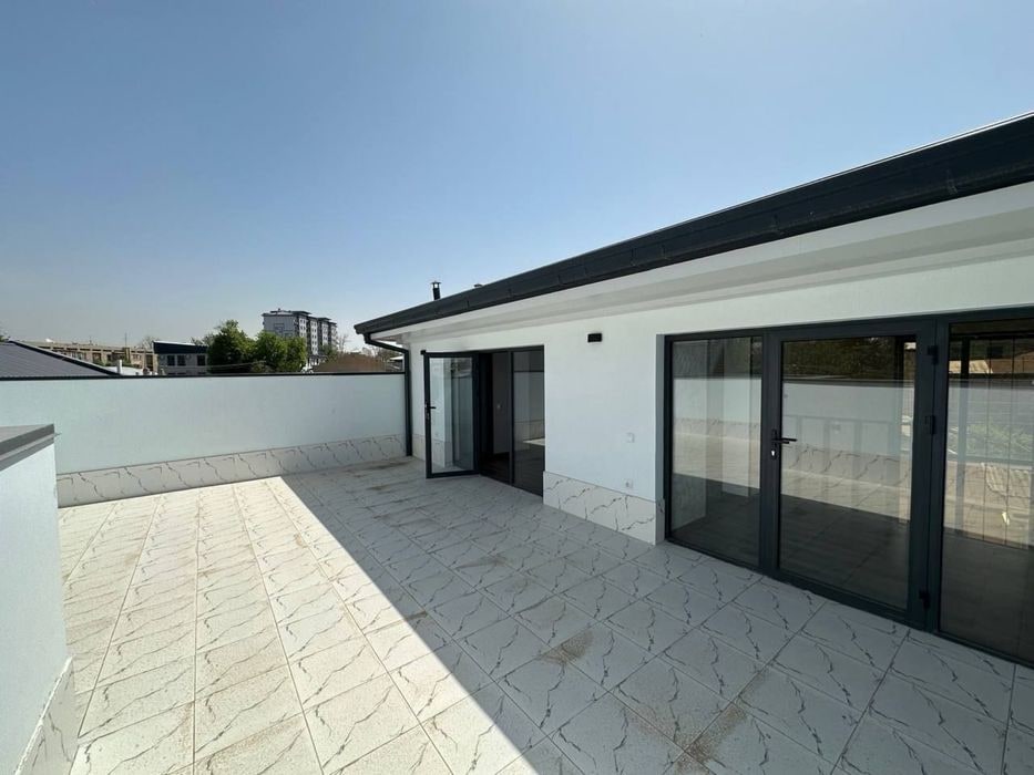 Tashkent, Mirabad District, Shahrisabz Street