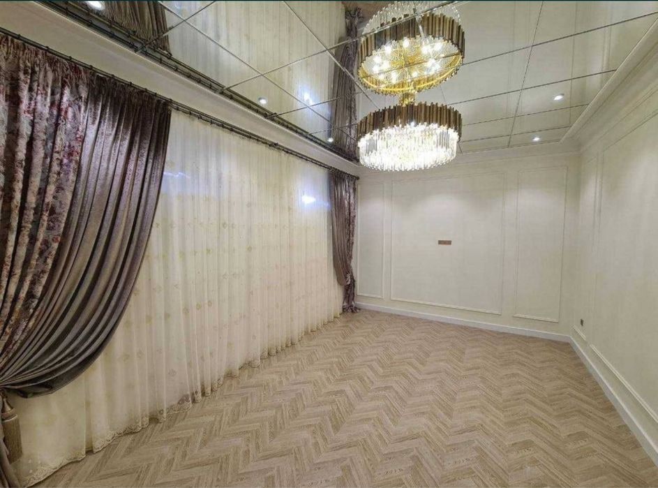 Tashkent, Mirabad District, Shahrisabz Street
