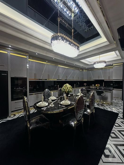 Tashkent, Mirabad District, Shahrisabz Street