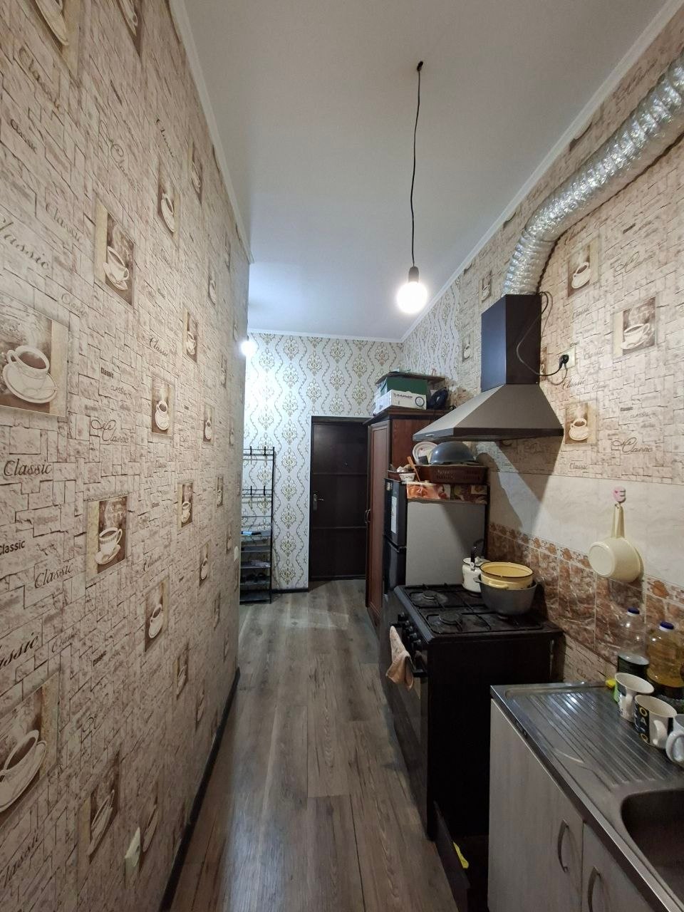 Tashkent, Yashnabad District, Qamashi street