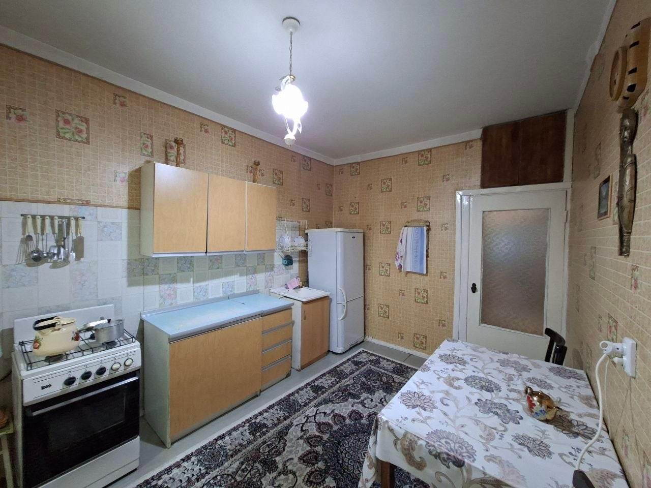 Tashkent, Yashnabad District, Mavlonо Riyoziy dahasi, 14