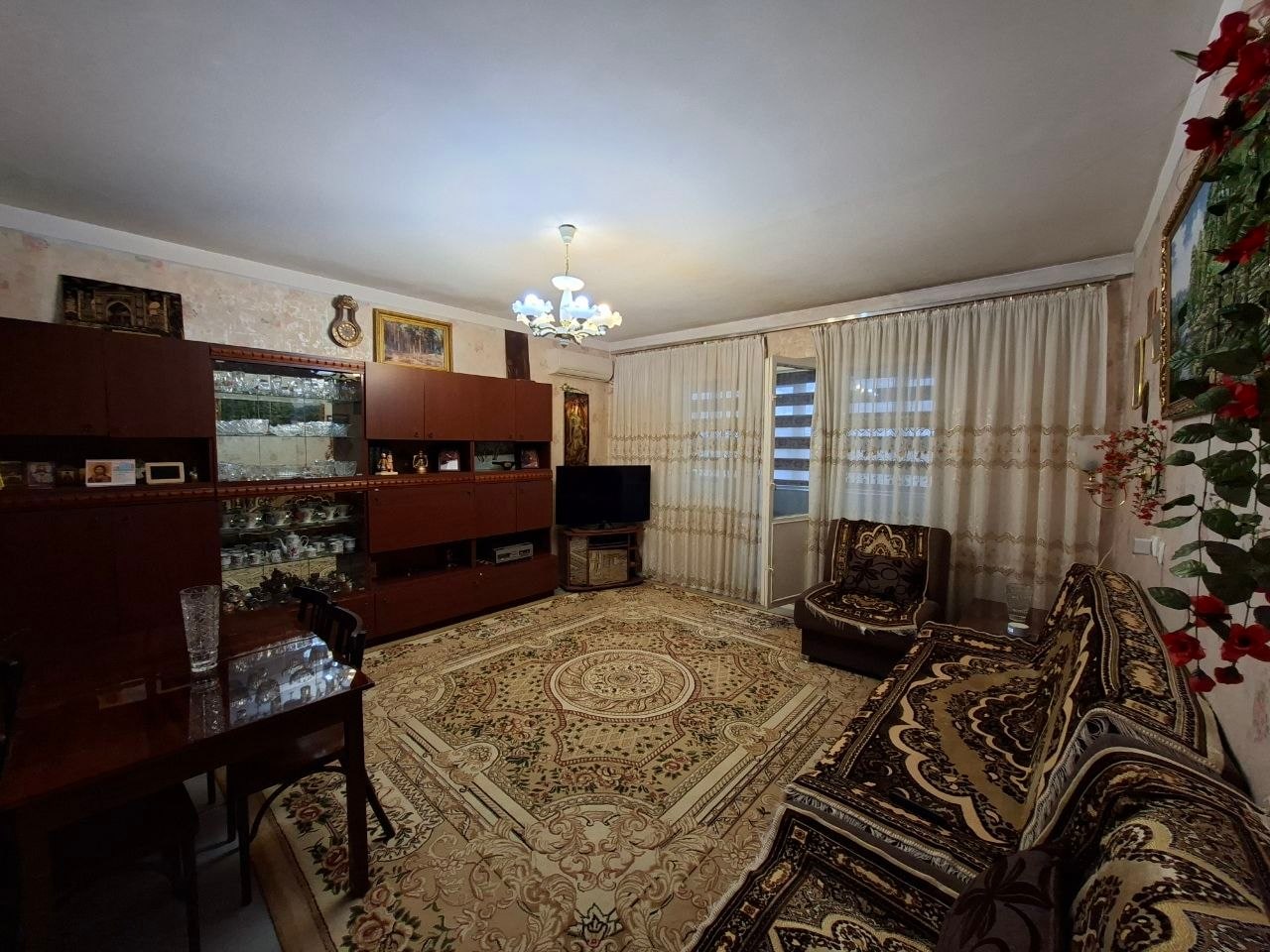 Tashkent, Yashnabad District, Mavlonо Riyoziy dahasi, 14