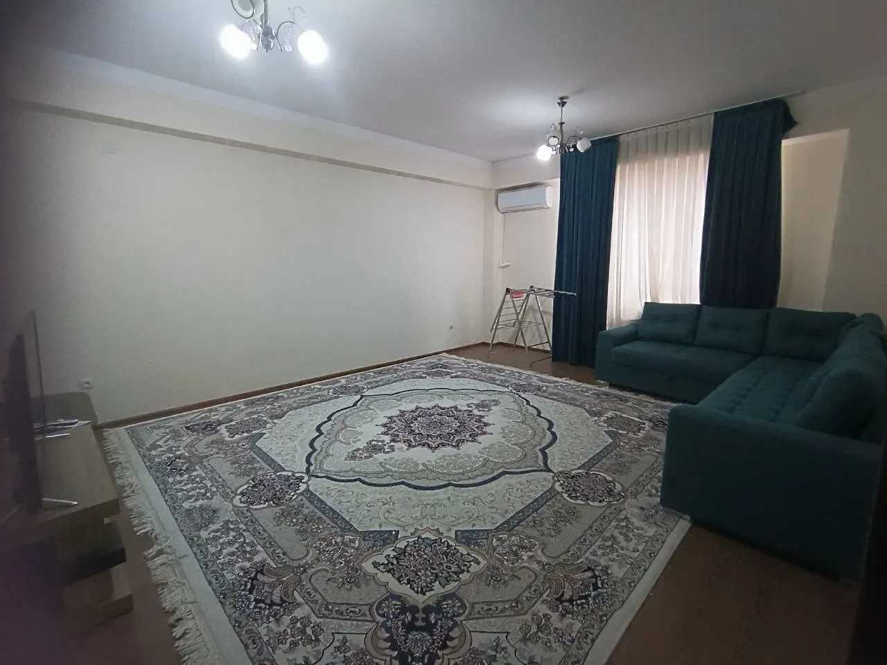Tashkent, Mirkhosilboy Street, 32