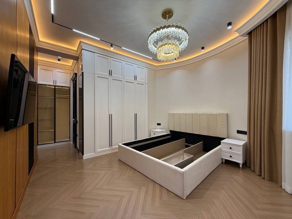 Tashkent, Mirabad District, Shahrisabz Street