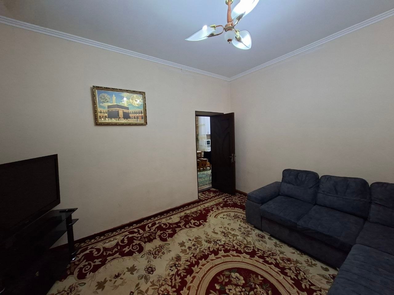 Tashkent, Akkurgan 1 passage, 52