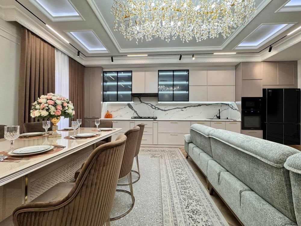 Tashkent, Mirabad District, Shahrisabz Street