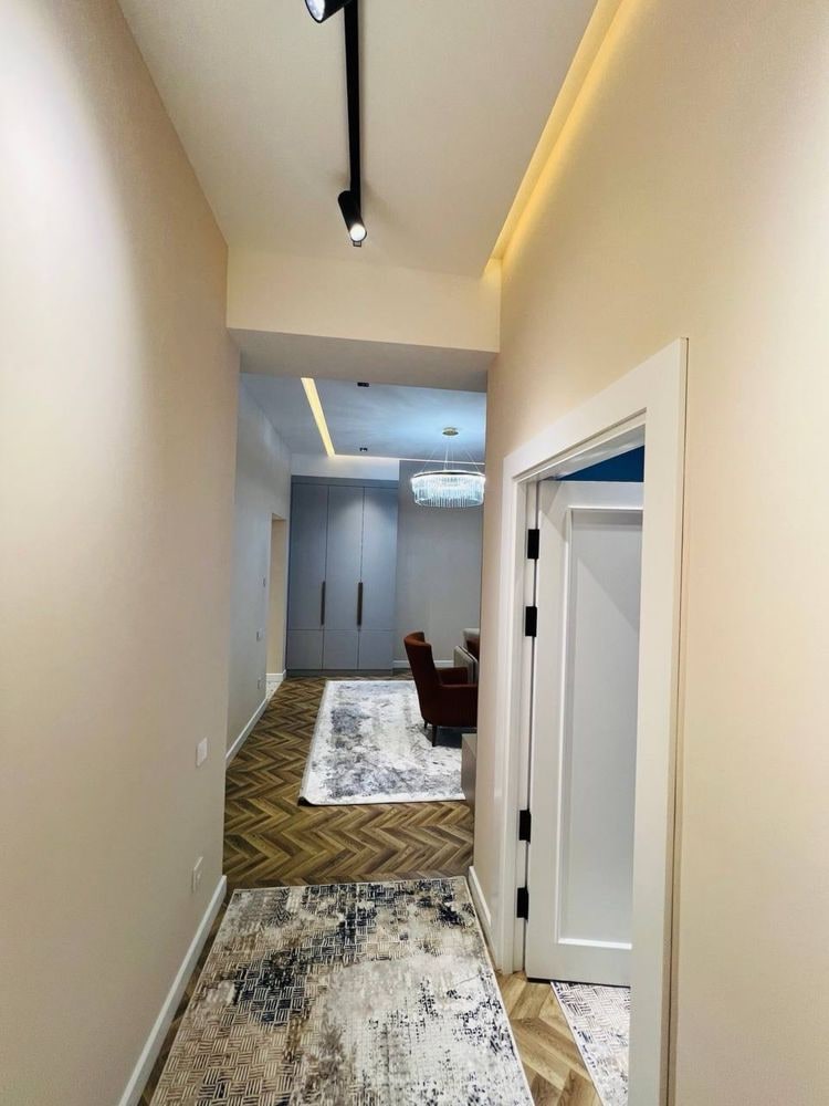 Tashkent, Mirabad District, Shahrisabz Street