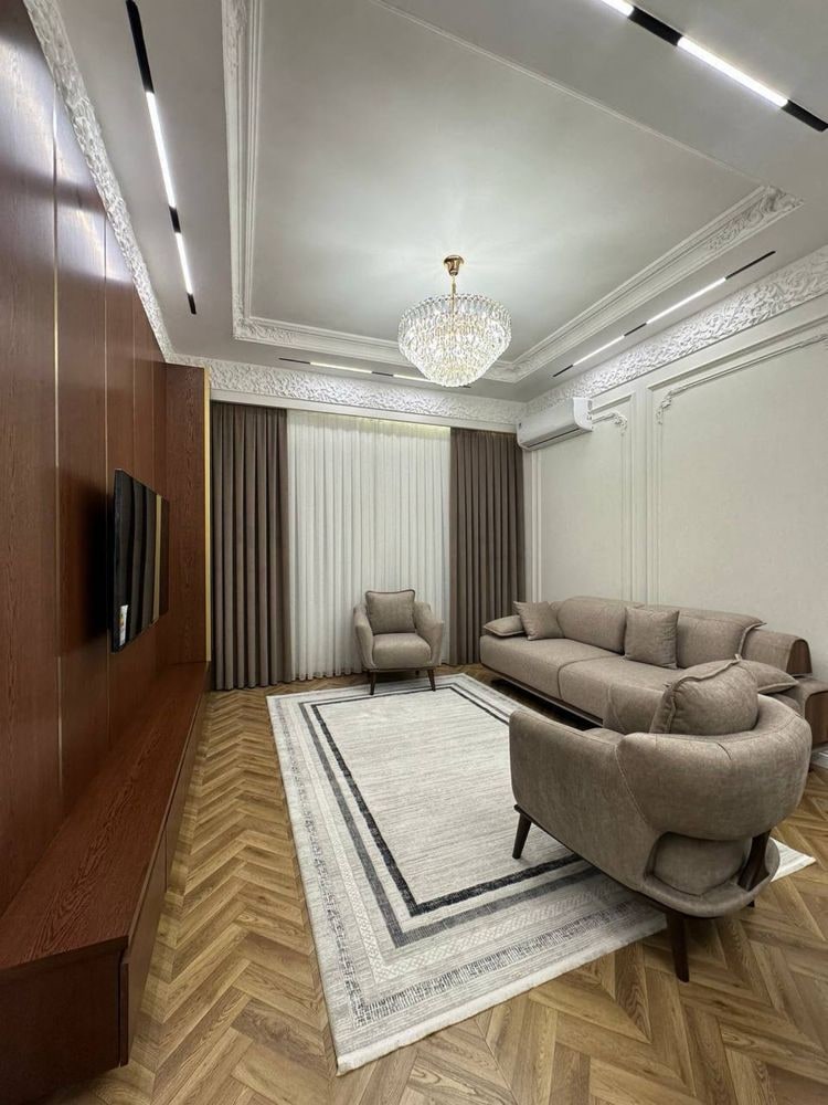 Tashkent, Sharof Rashidov Avenue, 16