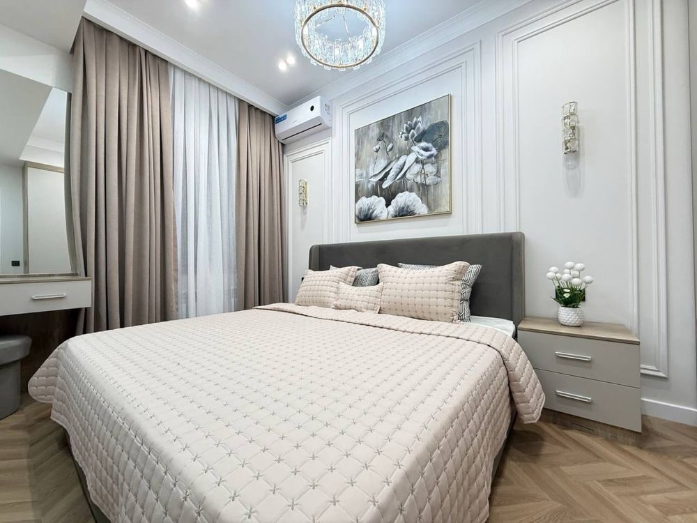 Tashkent, Mirabad District, Shahrisabz Street