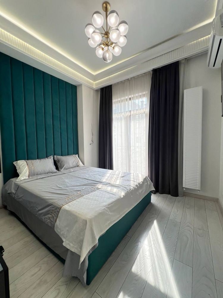 Tashkent, Sharof Rashidov Avenue, 16
