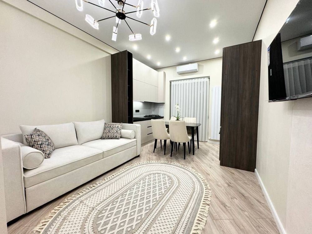 Tashkent, Mirabad District, Fidokor Street