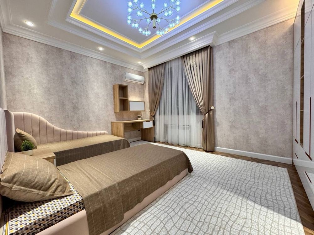 Tashkent, Mirabad District, Shahrisabz Street
